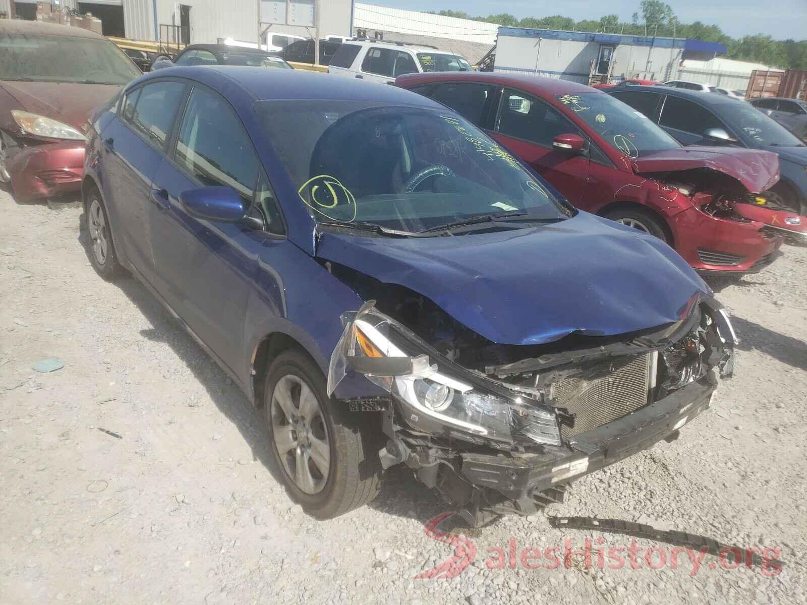 3KPFK4A74HE009987 2017 KIA FORTE