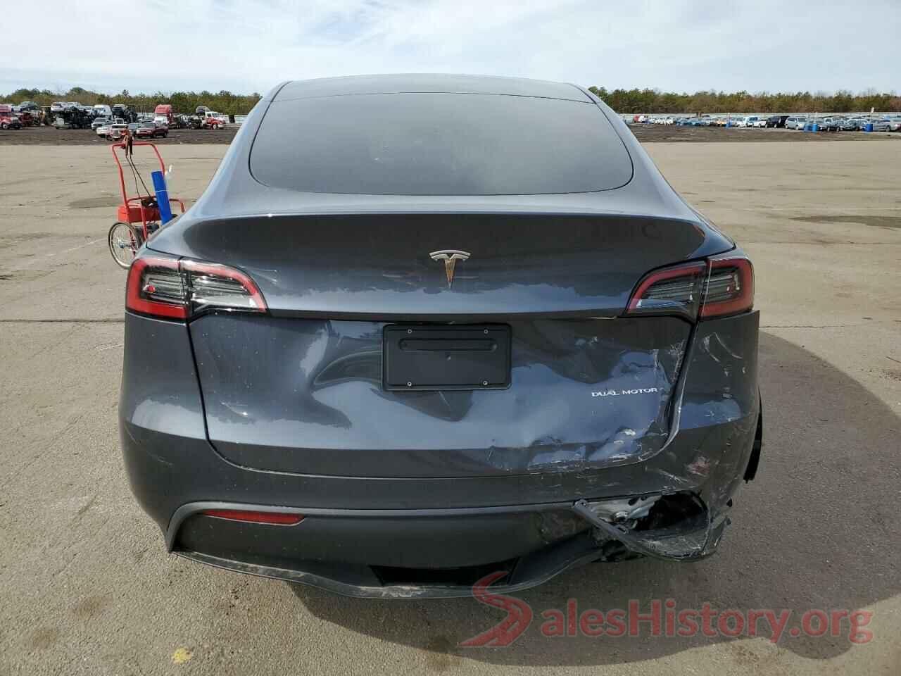 7SAYGDEE4PA051829 2023 TESLA MODEL Y