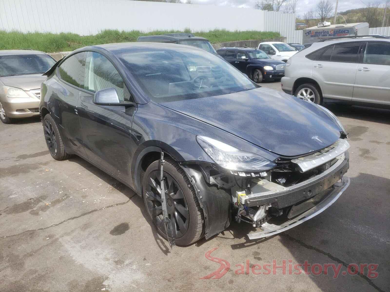 5YJYGDEE5MF074323 2021 TESLA MODEL Y