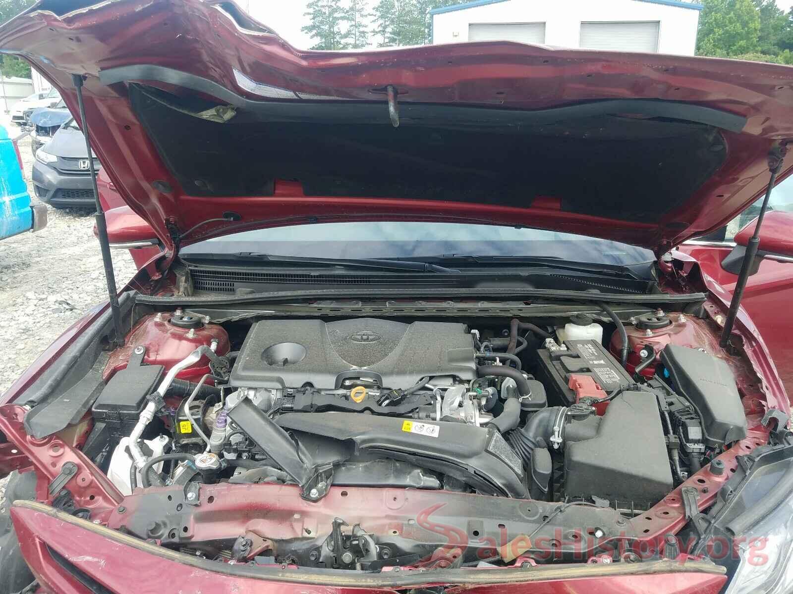 4T1B61HK6JU612129 2018 TOYOTA CAMRY