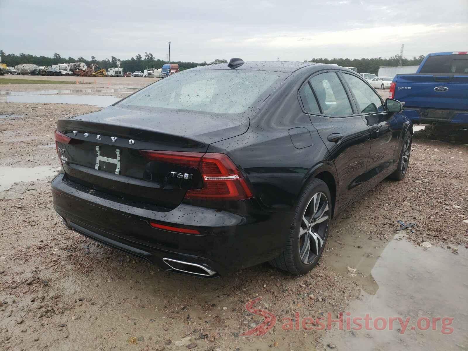 7JRA22TM0KG013870 2019 VOLVO S60