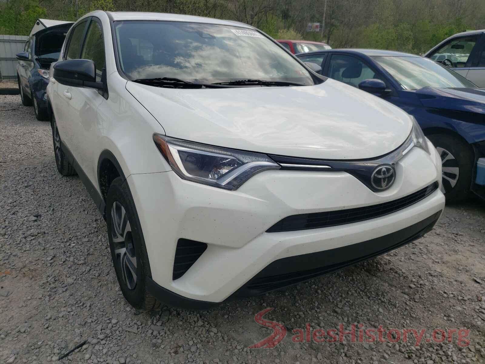 JTMBFREV3JJ737057 2018 TOYOTA RAV4