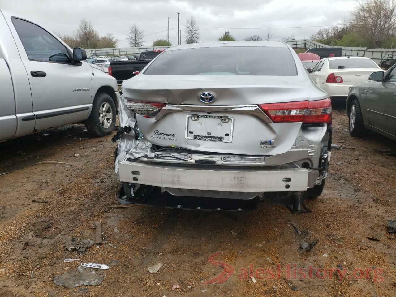 4T1BD1EBXJU064694 2018 TOYOTA AVALON