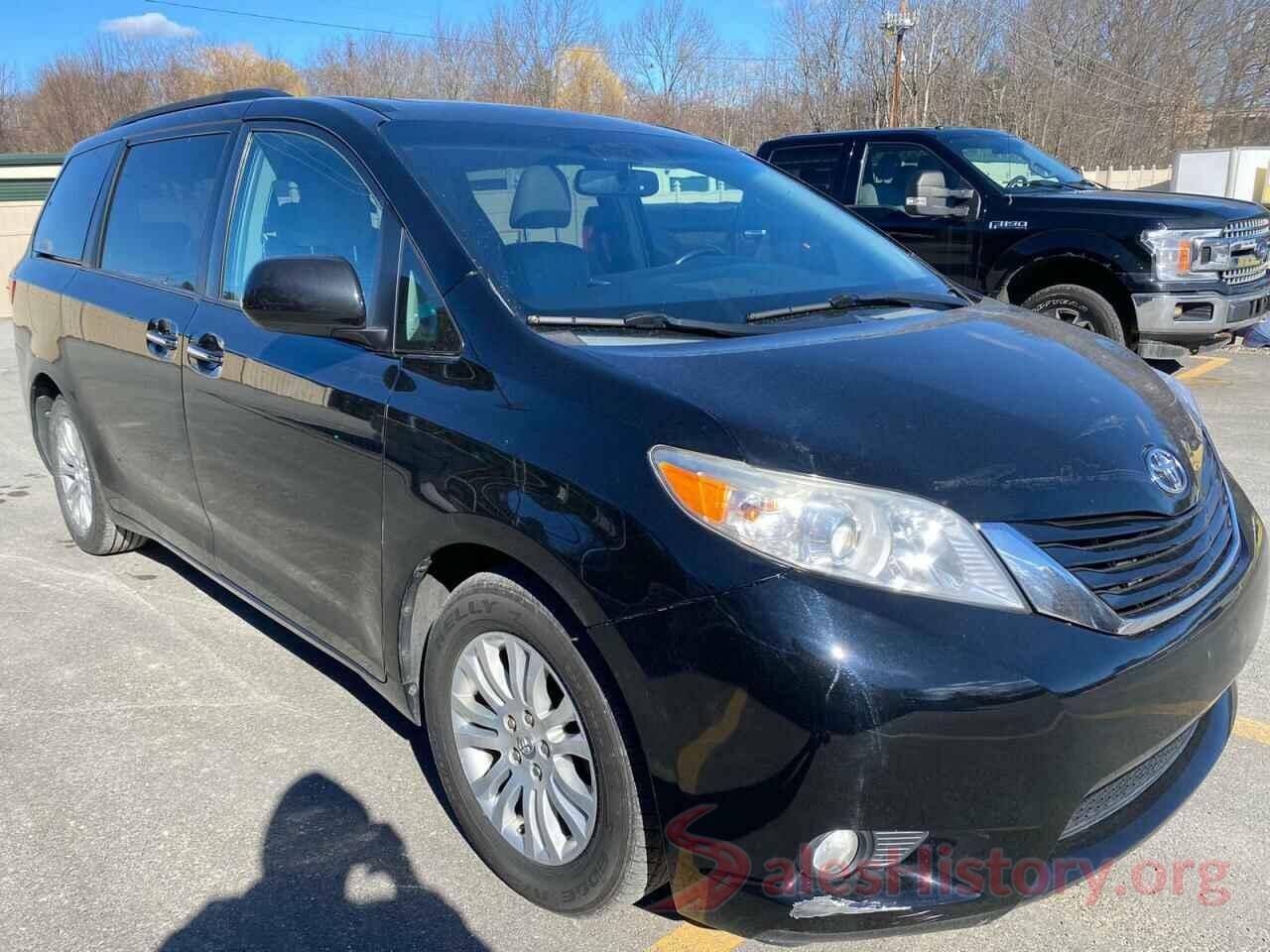 5TDYK3DC8GS715411 2016 TOYOTA SIENNA