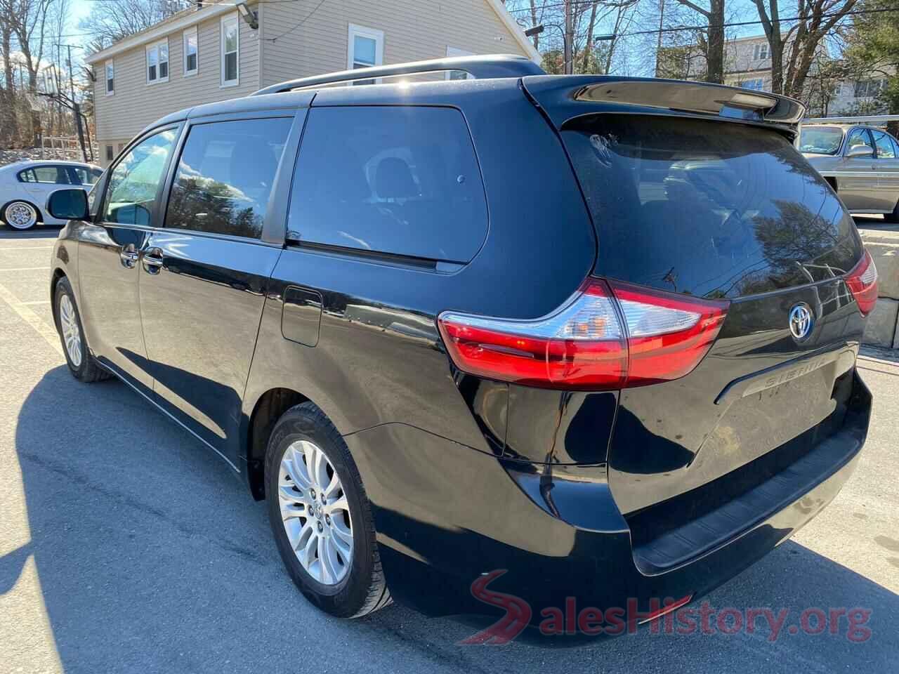 5TDYK3DC8GS715411 2016 TOYOTA SIENNA