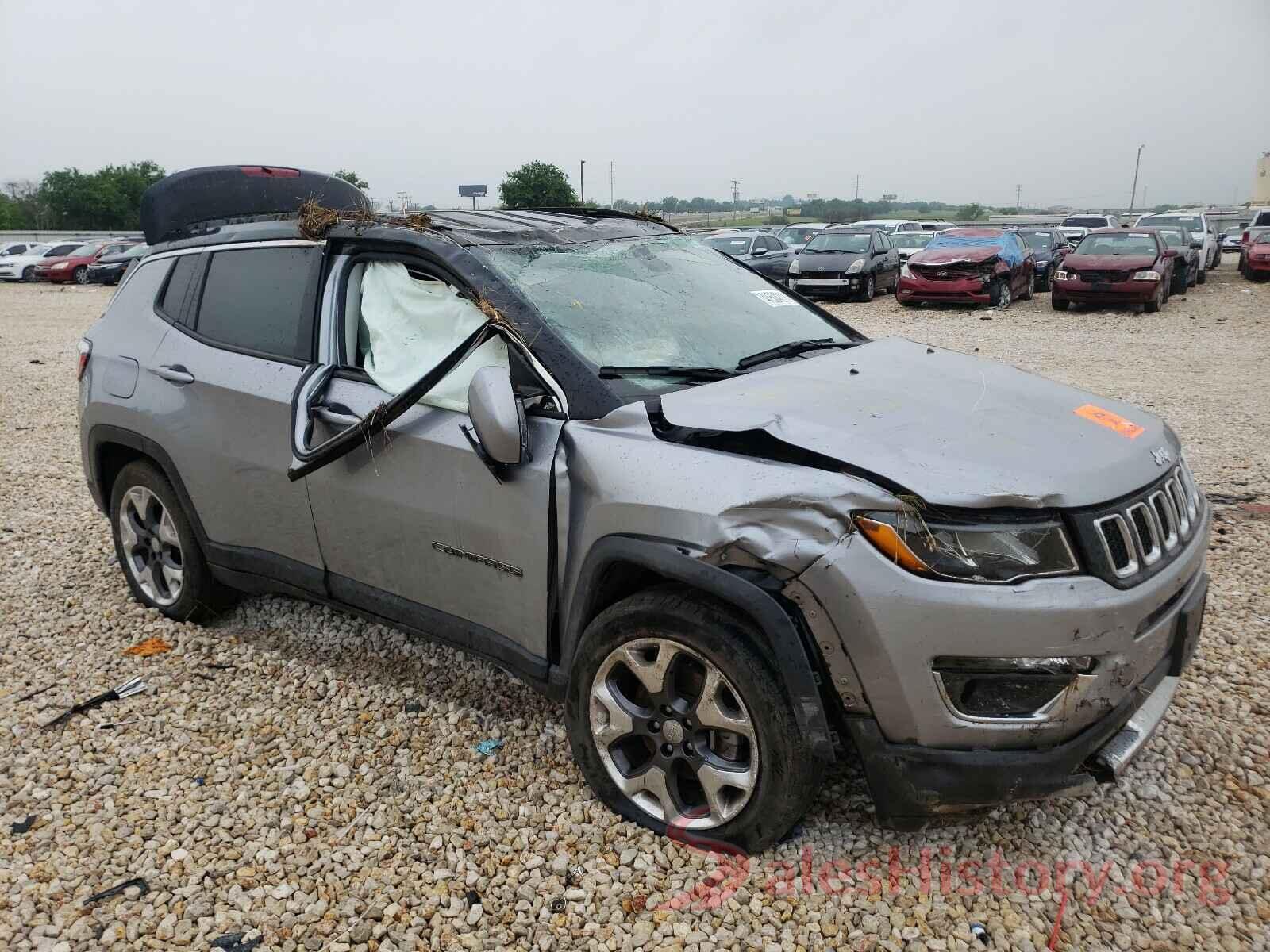 3C4NJCCB2JT124261 2018 JEEP COMPASS