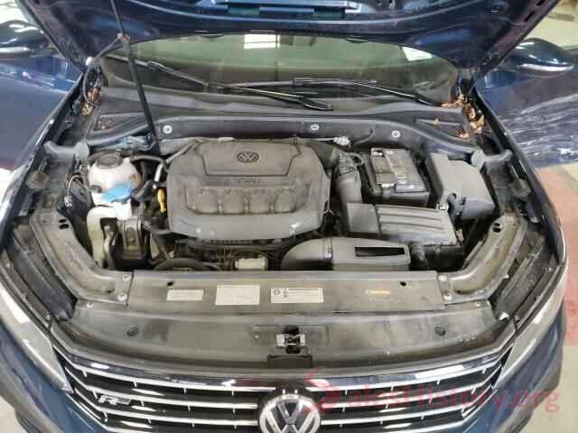 1VWAA7A35JC040364 2018 VOLKSWAGEN PASSAT