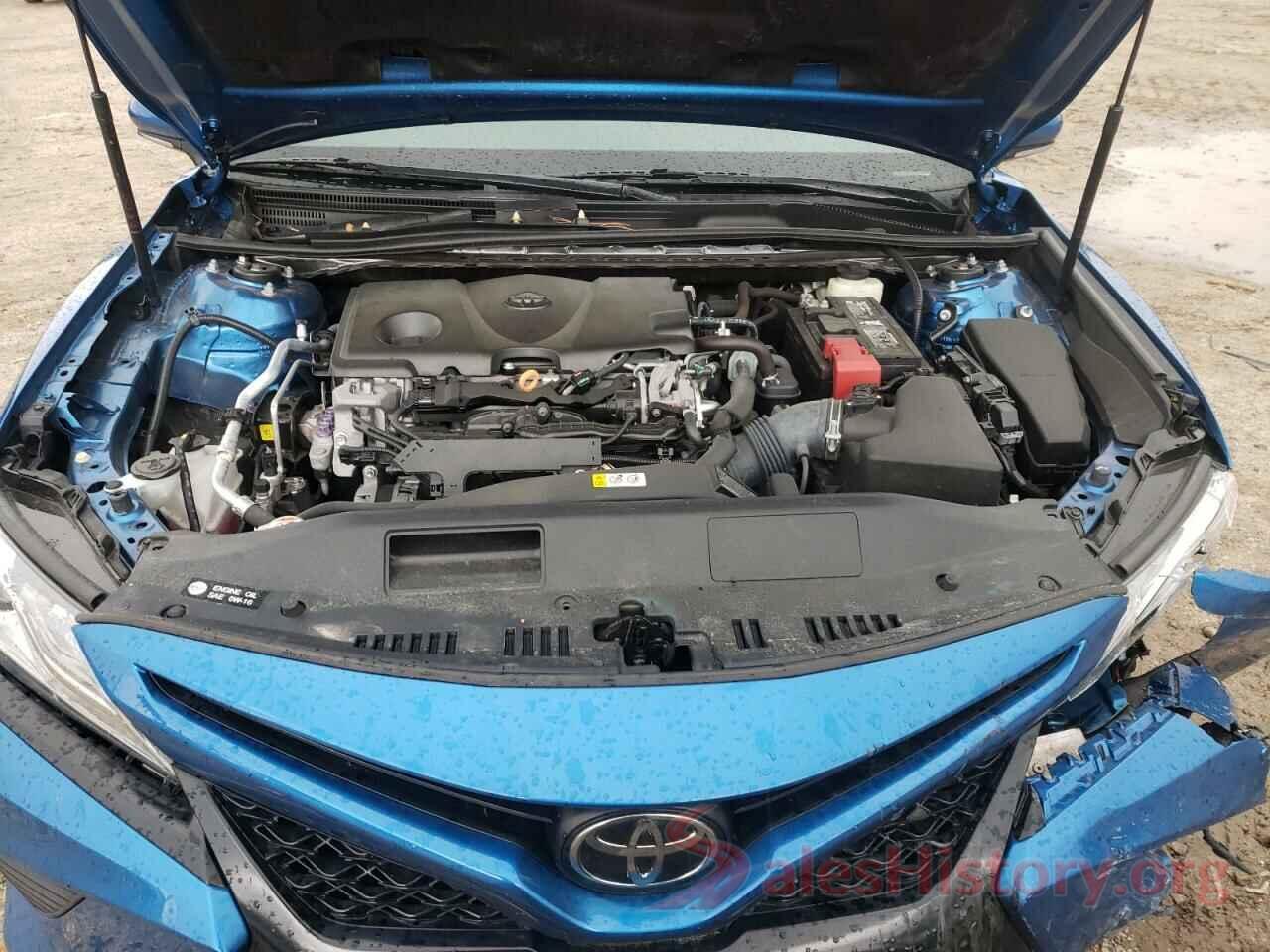 4T1B61HK9JU060402 2018 TOYOTA CAMRY