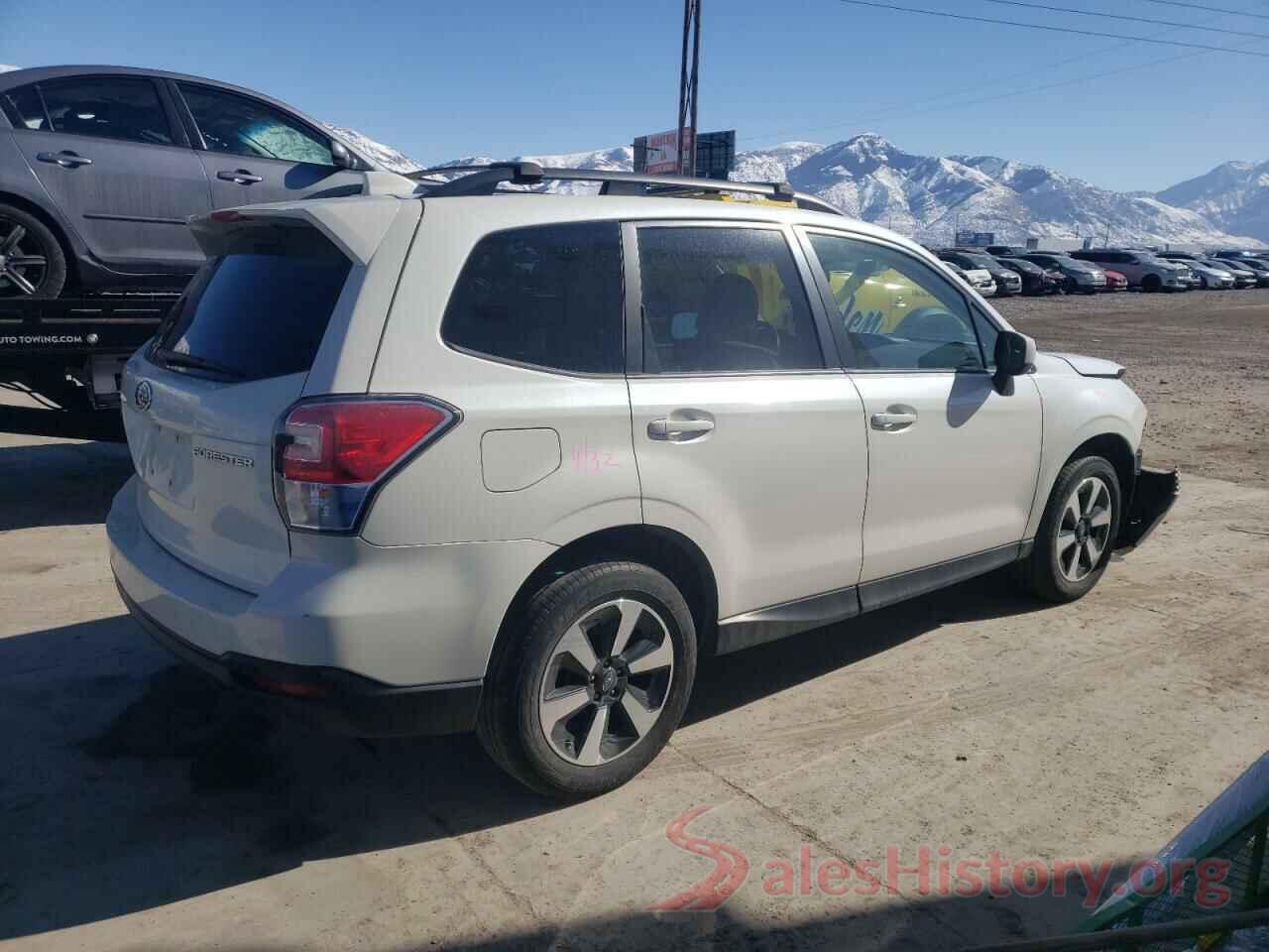 JF2SJAEC3JH535858 2018 SUBARU FORESTER