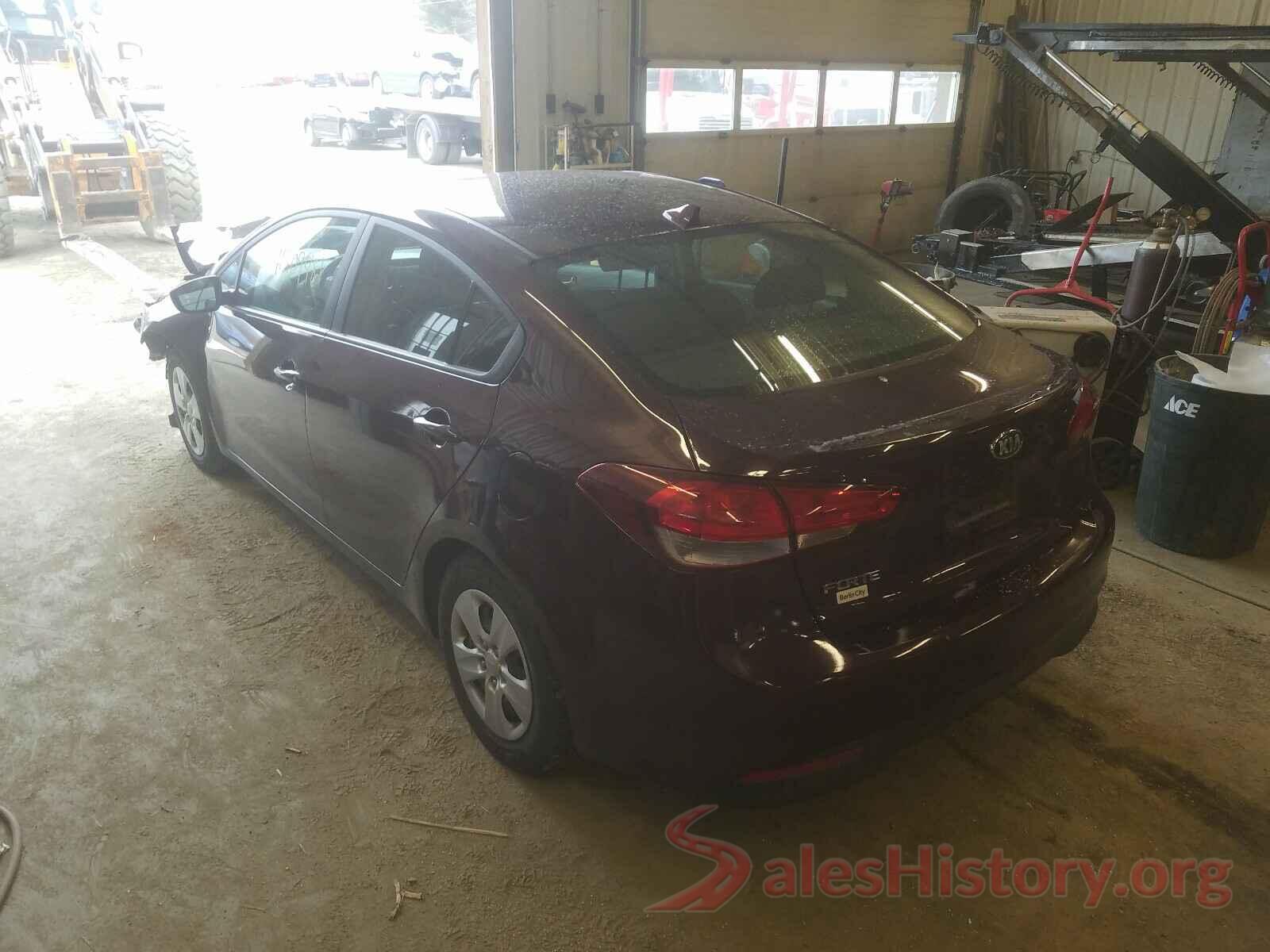 3KPFK4A72JE182171 2018 KIA FORTE