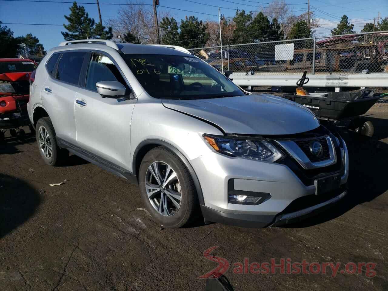 5N1AT2MV8JC742607 2018 NISSAN ROGUE