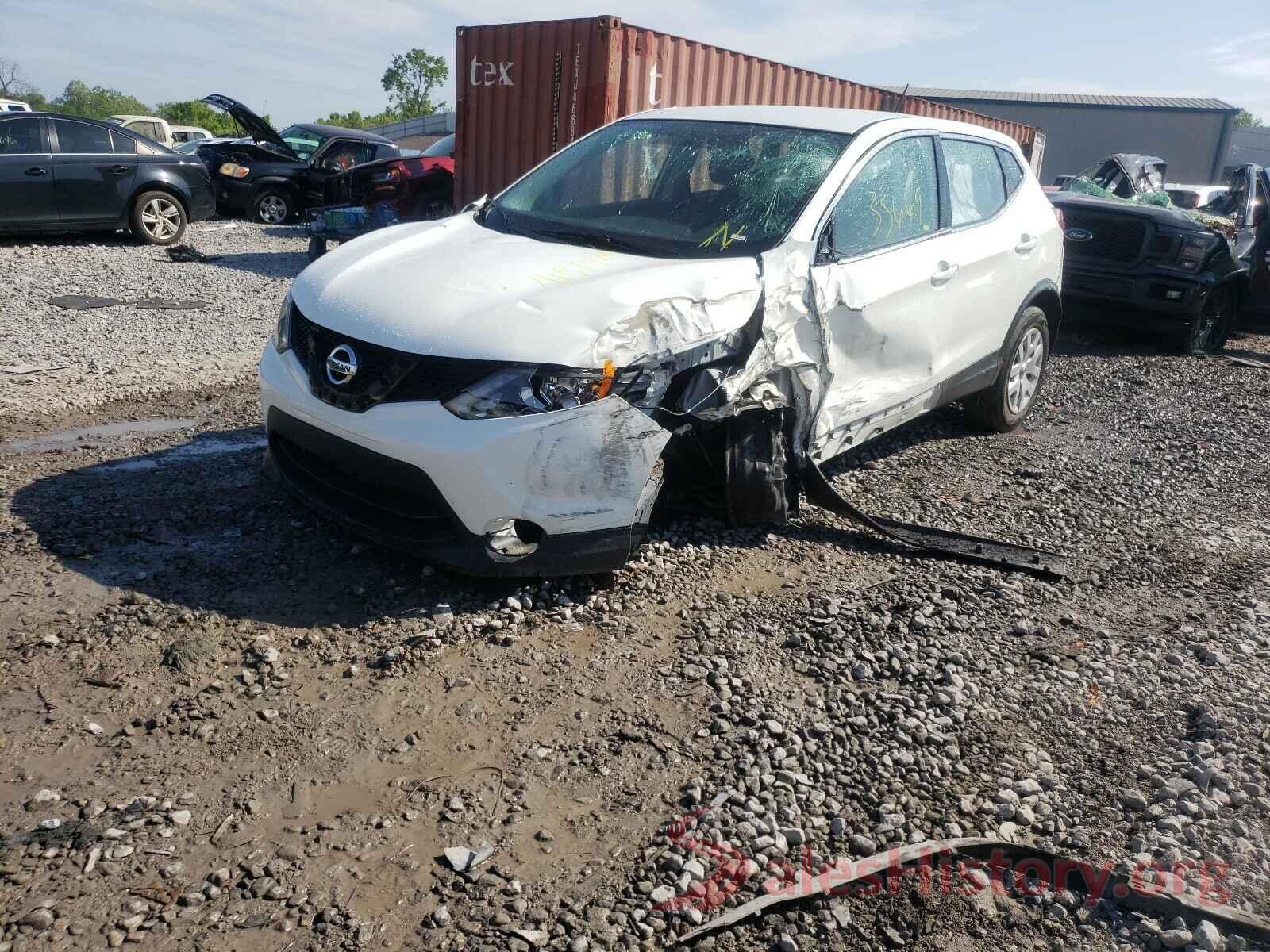 JN1BJ1CP5JW102335 2018 NISSAN ROGUE