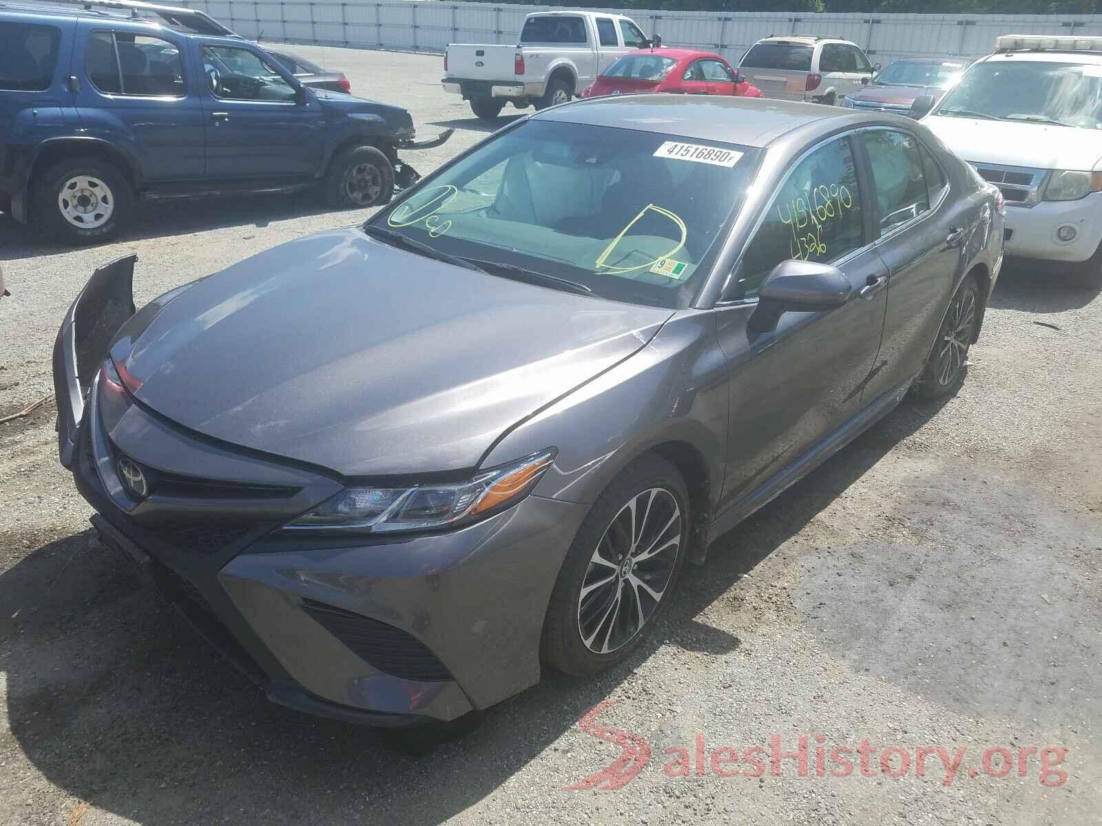 4T1B11HK1JU153641 2018 TOYOTA CAMRY