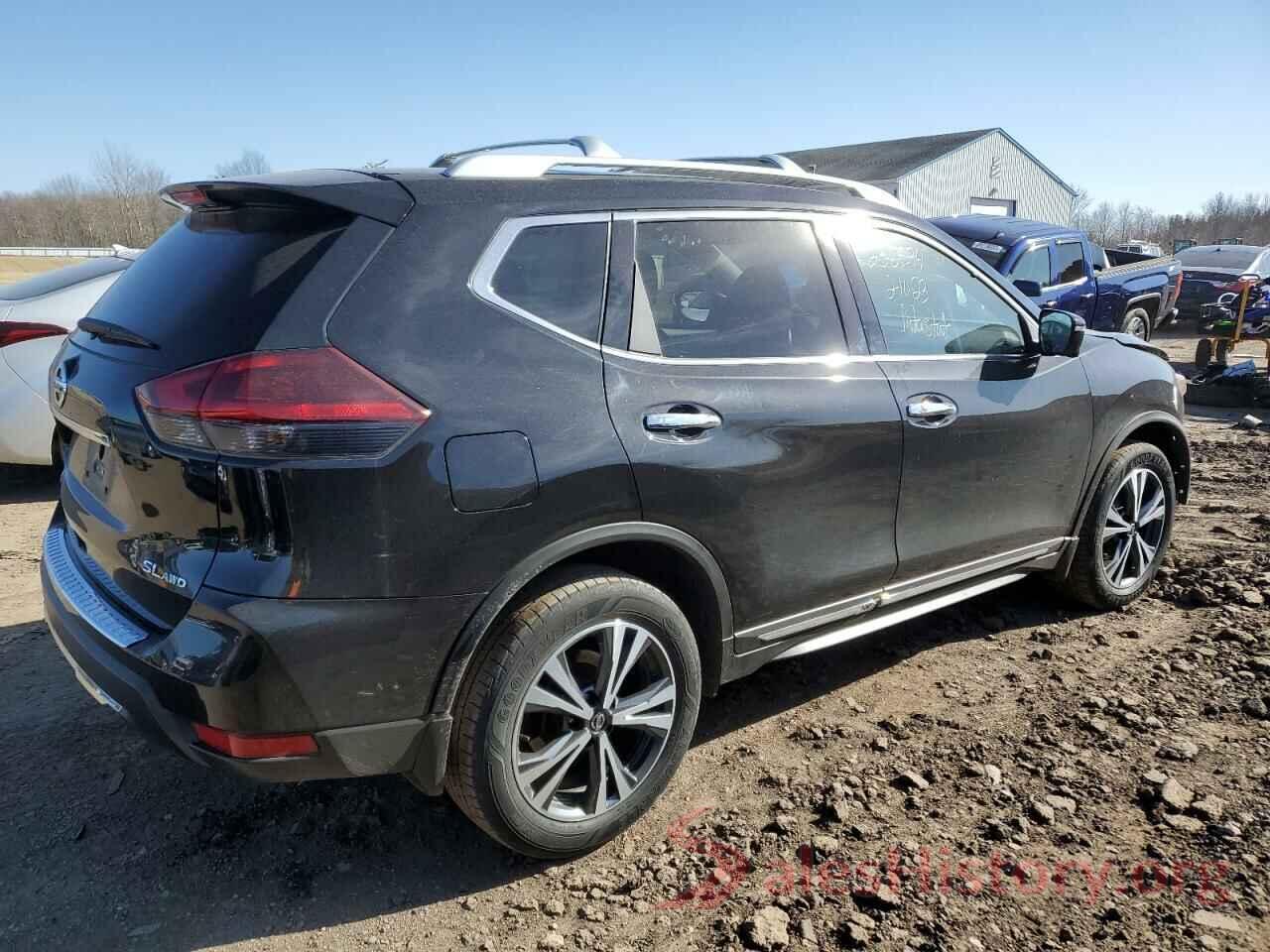 5N1AT2MV3JC842470 2018 NISSAN ROGUE