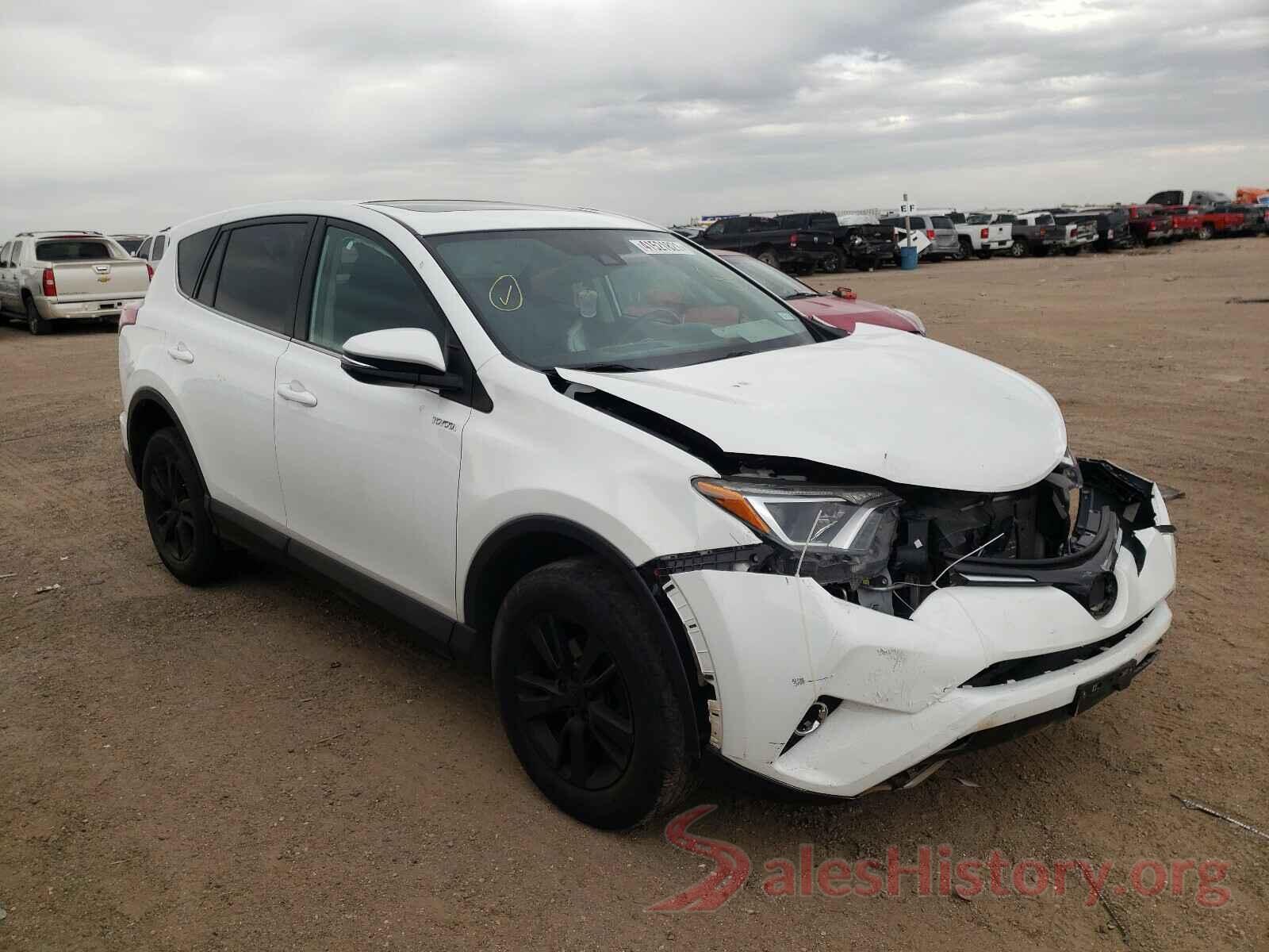 2T3RFREV9JW696000 2018 TOYOTA RAV4