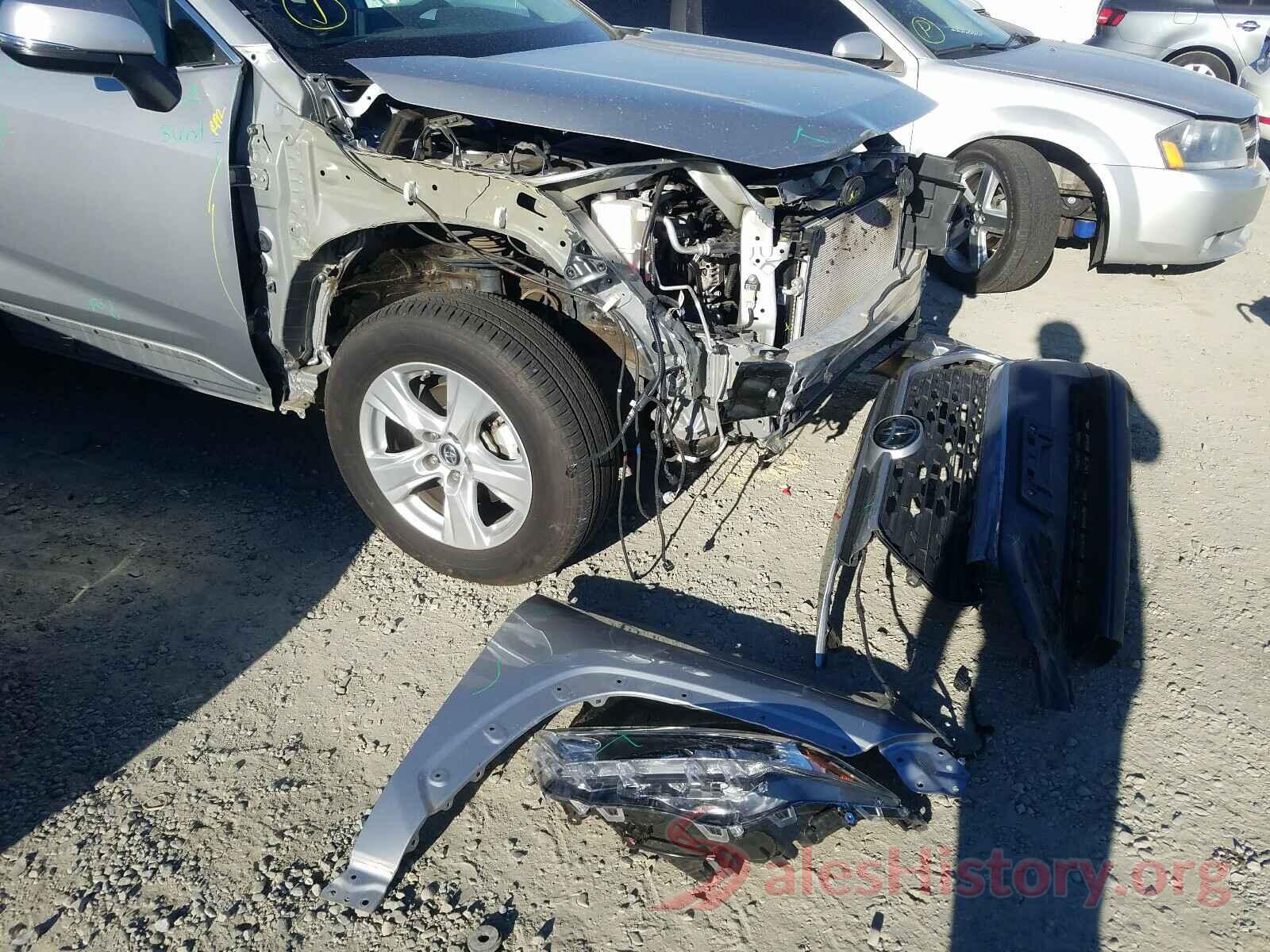 2T3P1RFVXKW027028 2019 TOYOTA RAV4