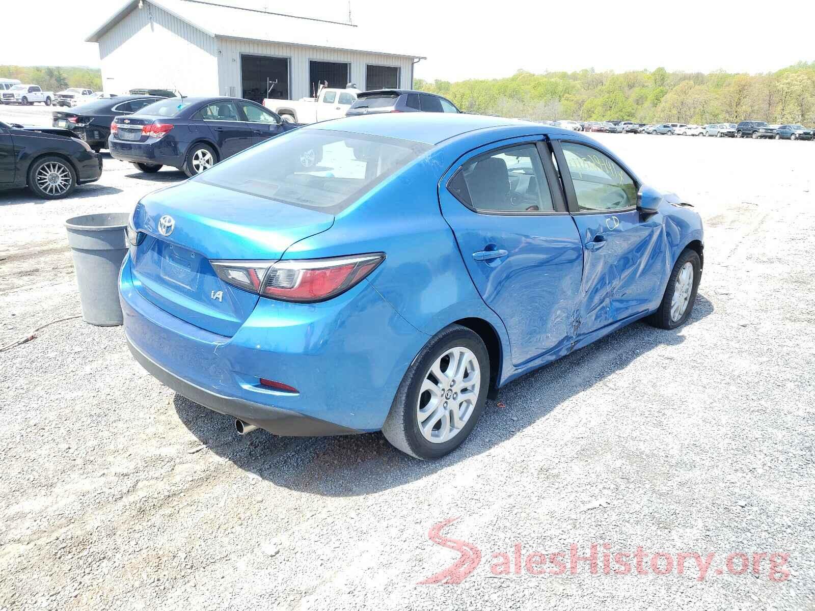 3MYDLBYVXHY184421 2017 TOYOTA YARIS