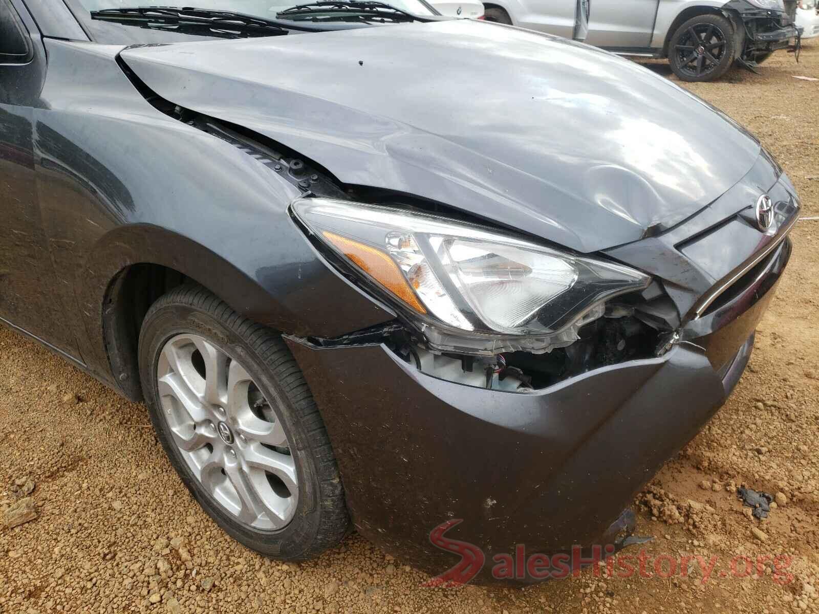 3MYDLBYV6JY306777 2018 TOYOTA YARIS