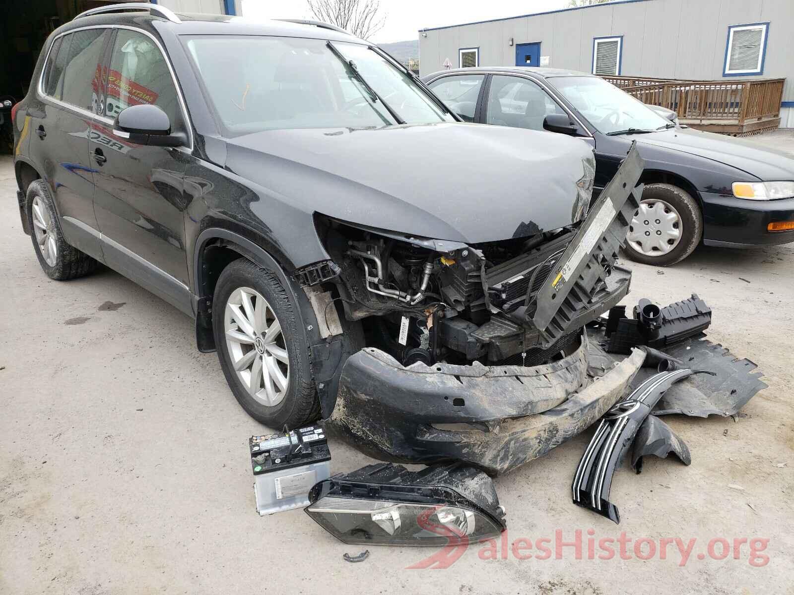 WVGSV7AX9HK025716 2017 VOLKSWAGEN TIGUAN