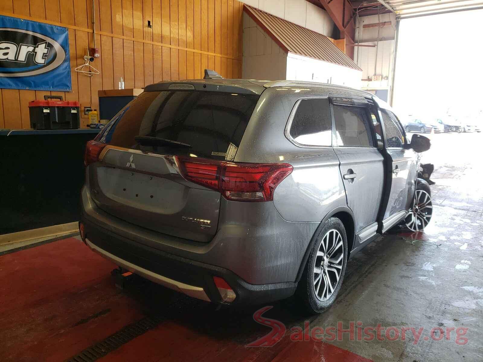 JA4JZ4AX7HZ015688 2017 MITSUBISHI OUTLANDER