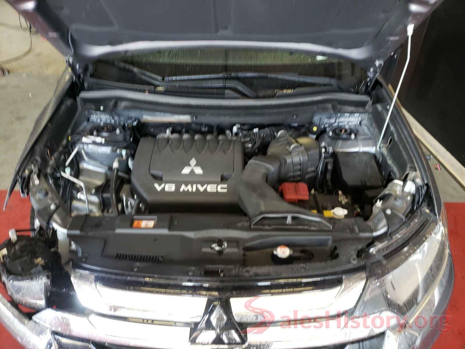 JA4JZ4AX7HZ015688 2017 MITSUBISHI OUTLANDER