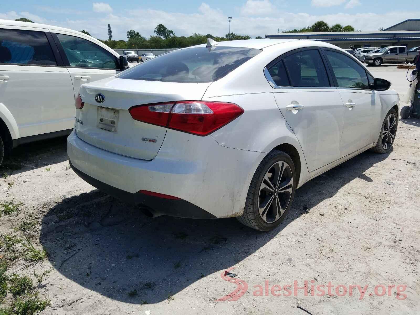 KNAFX4A8XG5514160 2016 KIA FORTE