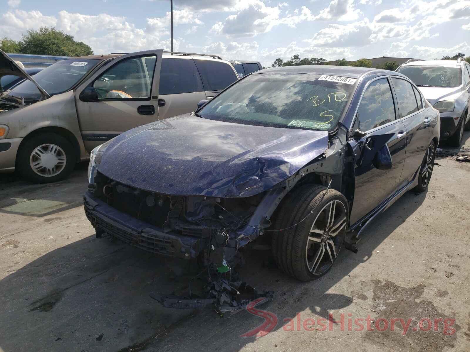 1HGCR2F53HA125423 2017 HONDA ACCORD