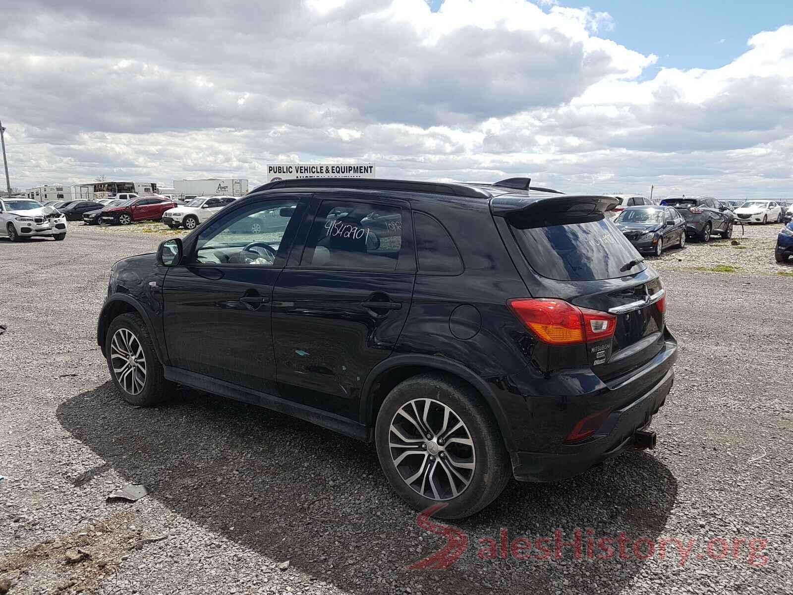 JA4AJ4AW4JZ605013 2018 MITSUBISHI OUTLANDER