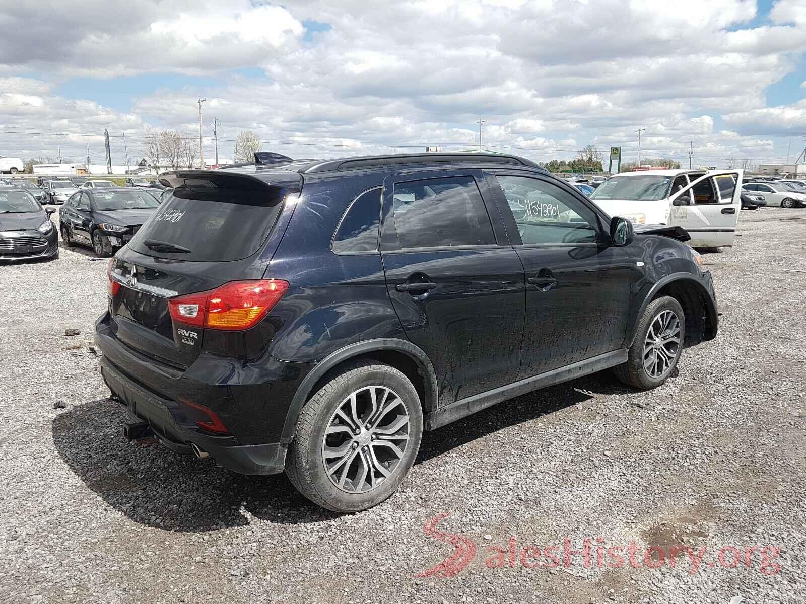 JA4AJ4AW4JZ605013 2018 MITSUBISHI OUTLANDER