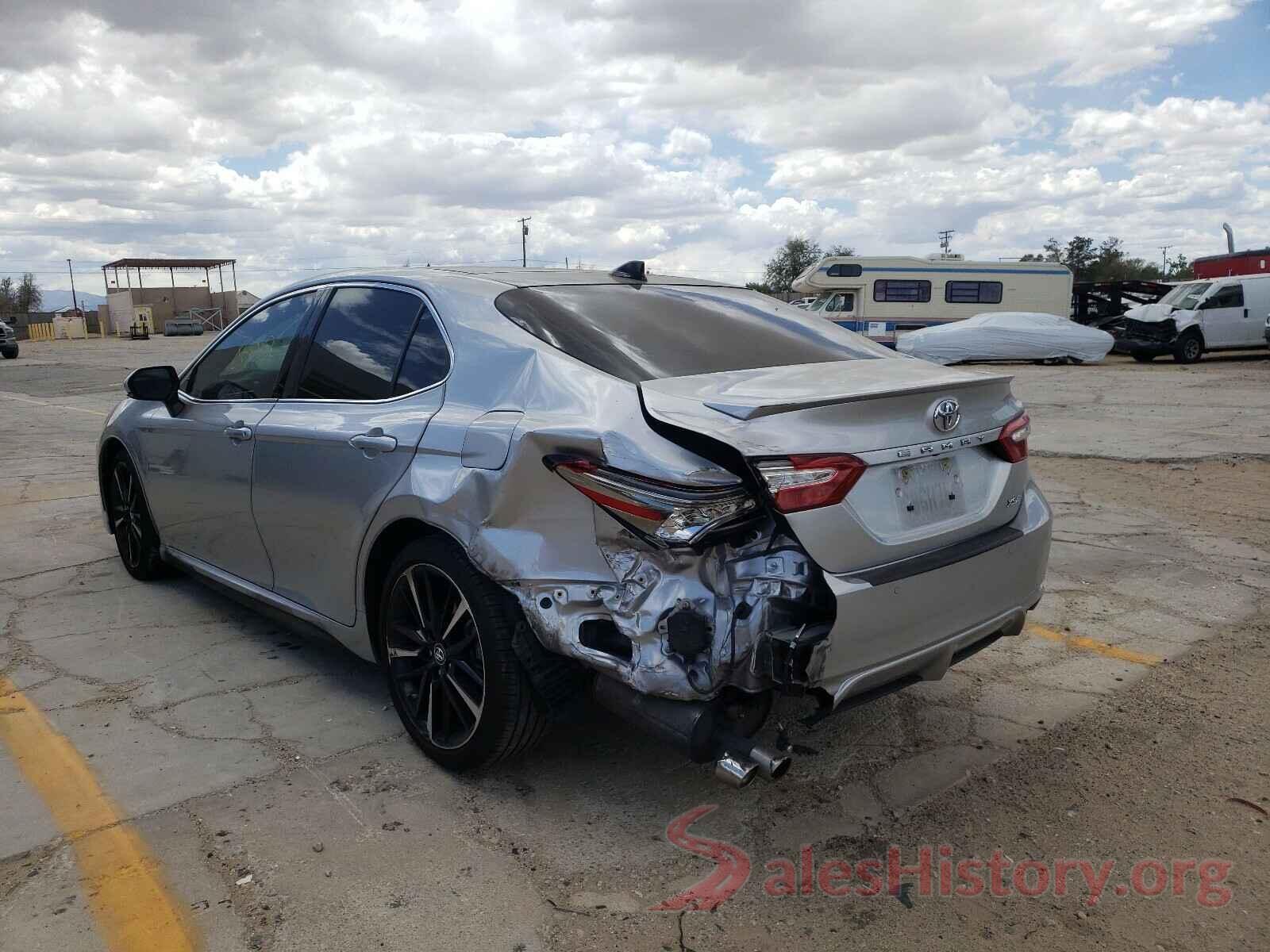 4T1BZ1HK6JU005963 2018 TOYOTA CAMRY