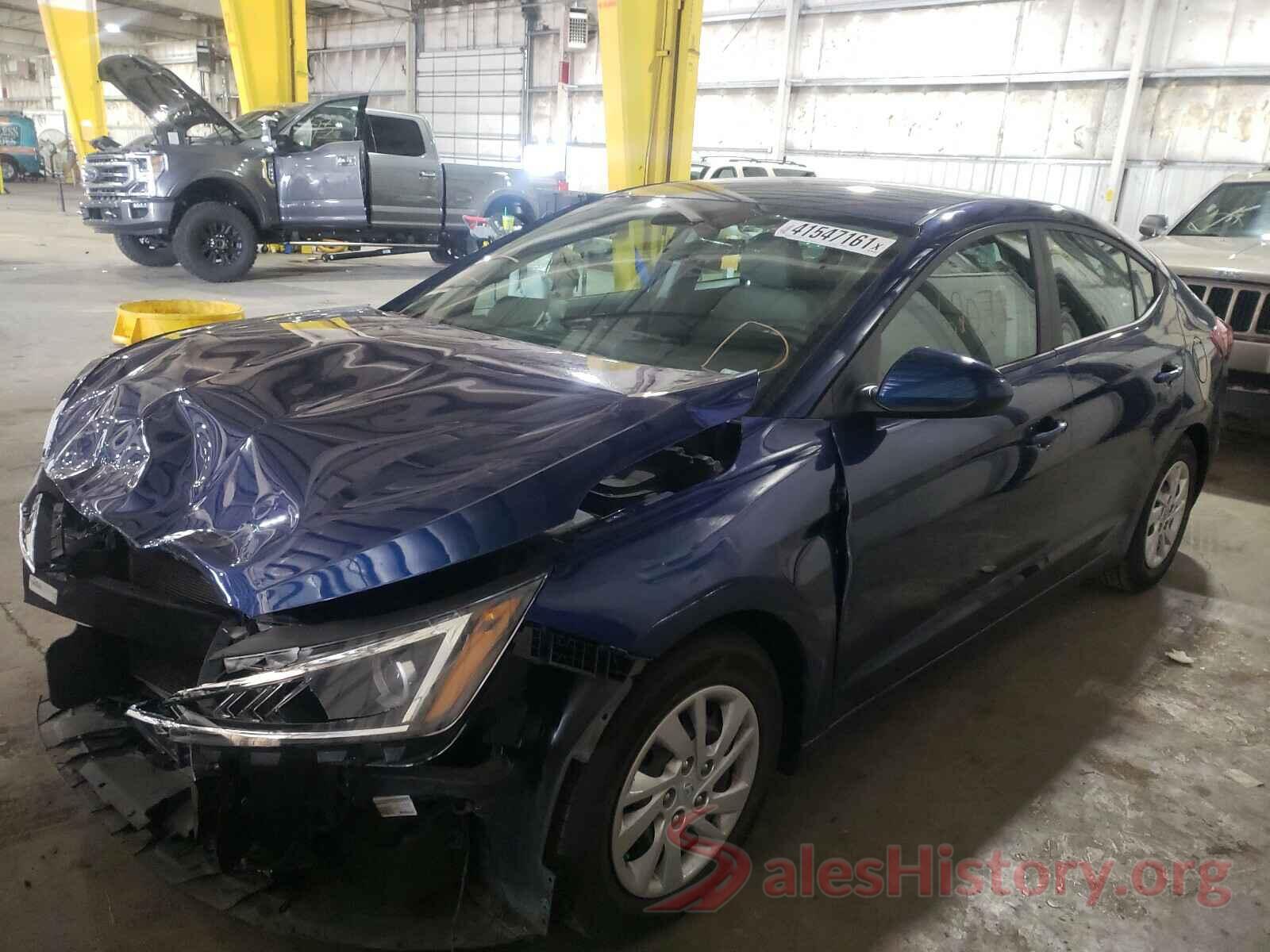 5NPD74LF7KH452621 2019 HYUNDAI ELANTRA