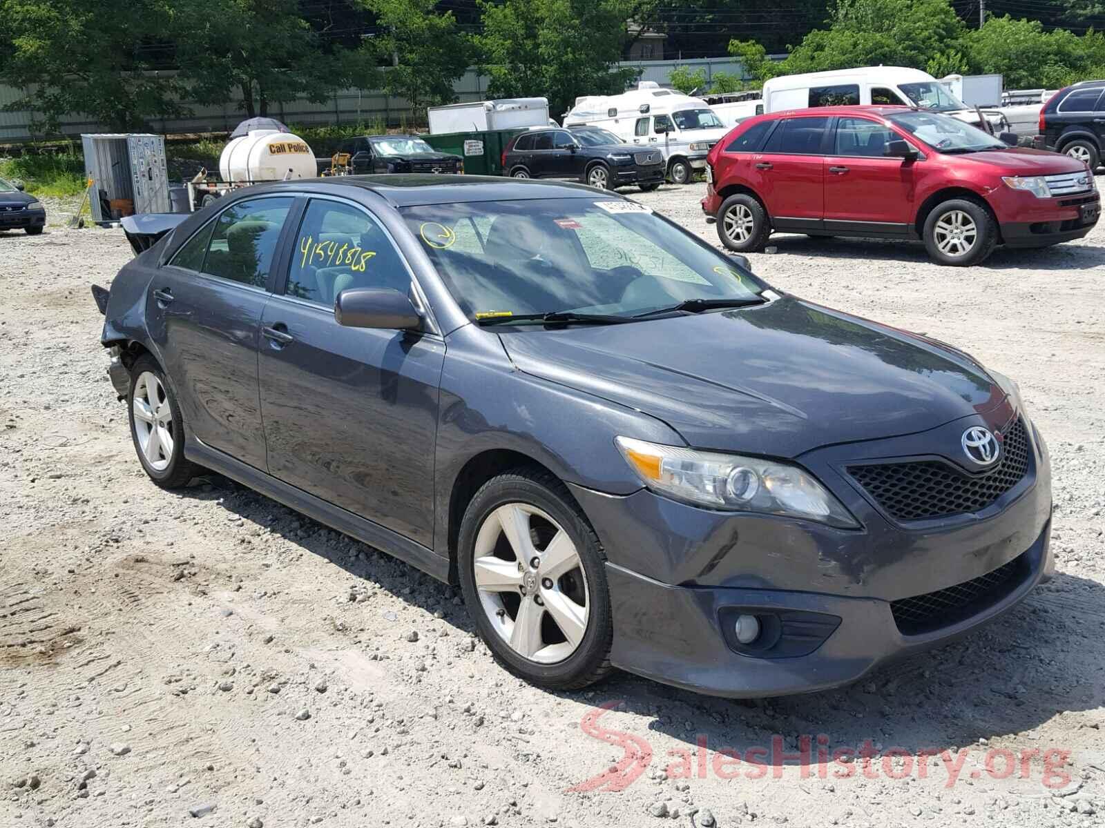 4T1BF3EK9BU206864 2011 TOYOTA CAMRY BASE