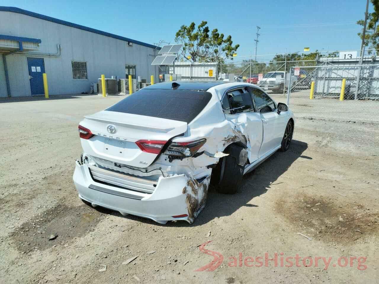 4T1K61AK6MU583570 2021 TOYOTA CAMRY