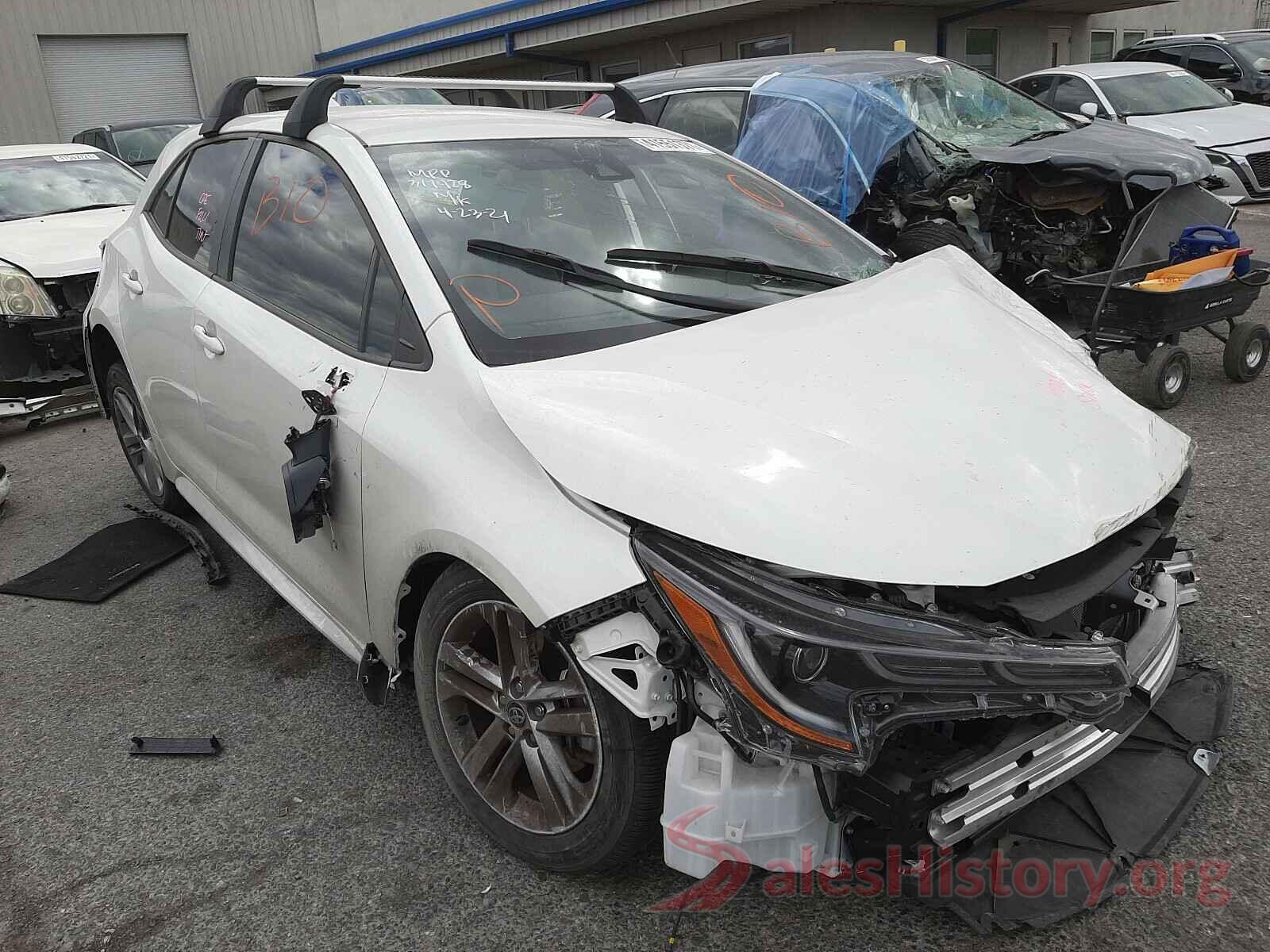 JTND4RBE5L3085810 2020 TOYOTA COROLLA