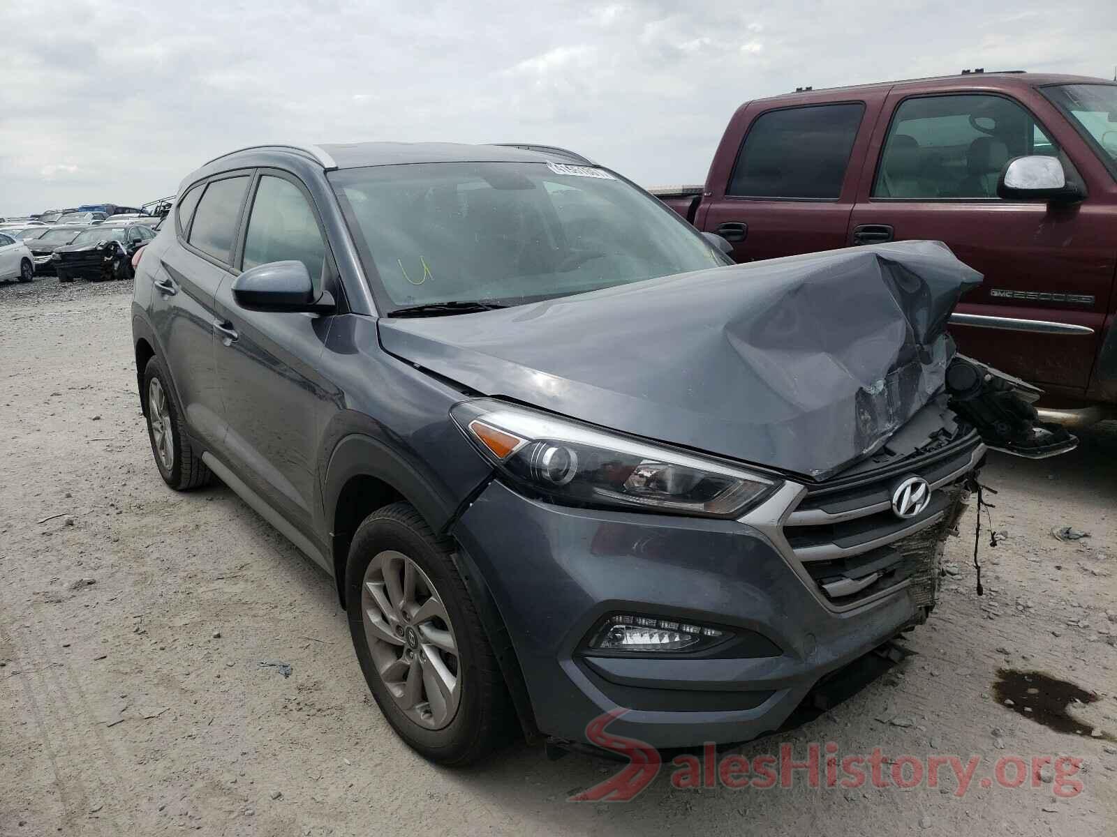 KM8J3CA41JU605861 2018 HYUNDAI TUCSON