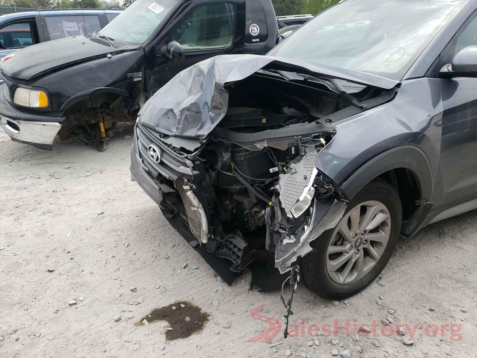 KM8J3CA41JU605861 2018 HYUNDAI TUCSON