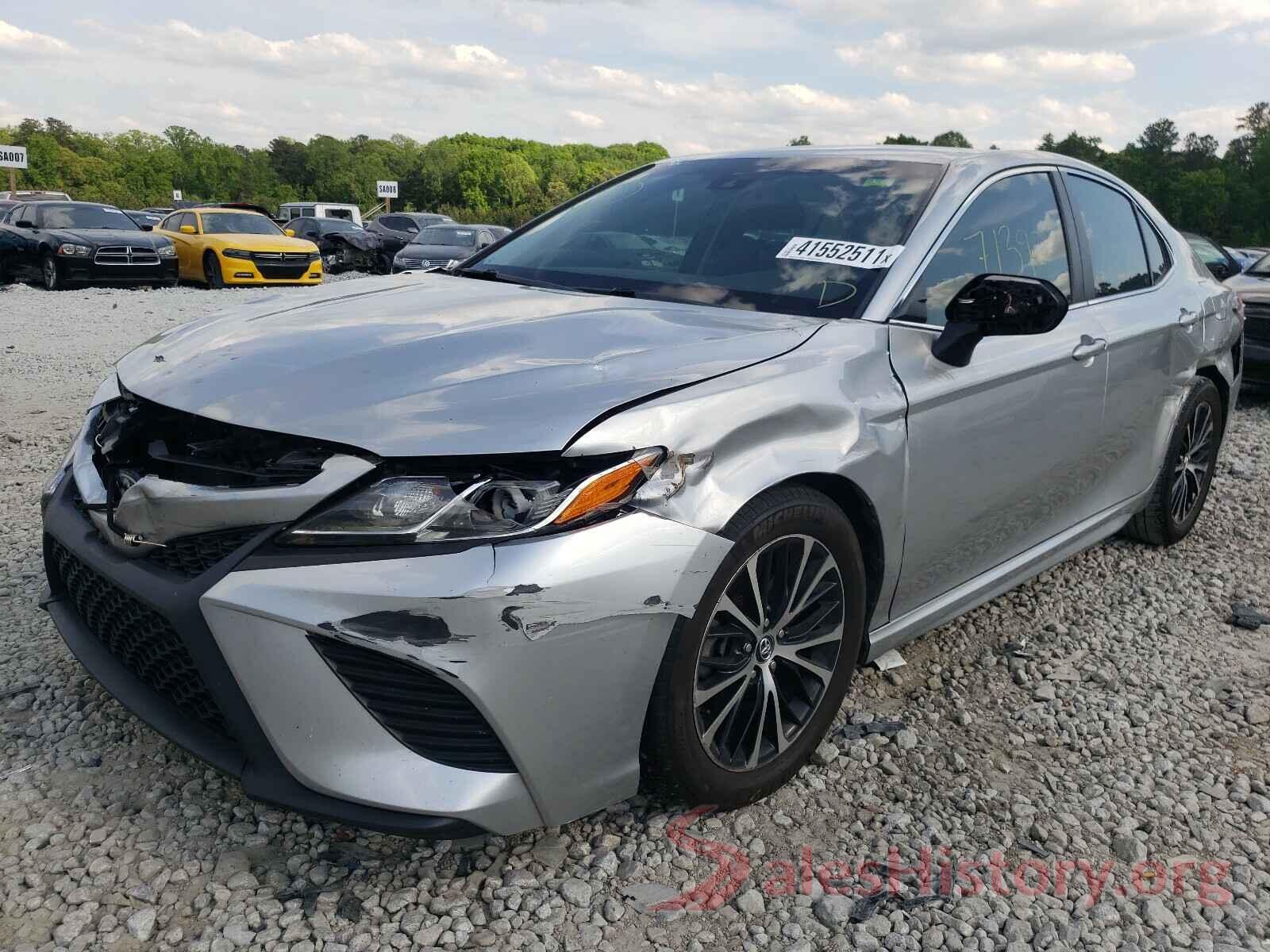 4T1B11HK1JU534695 2018 TOYOTA CAMRY