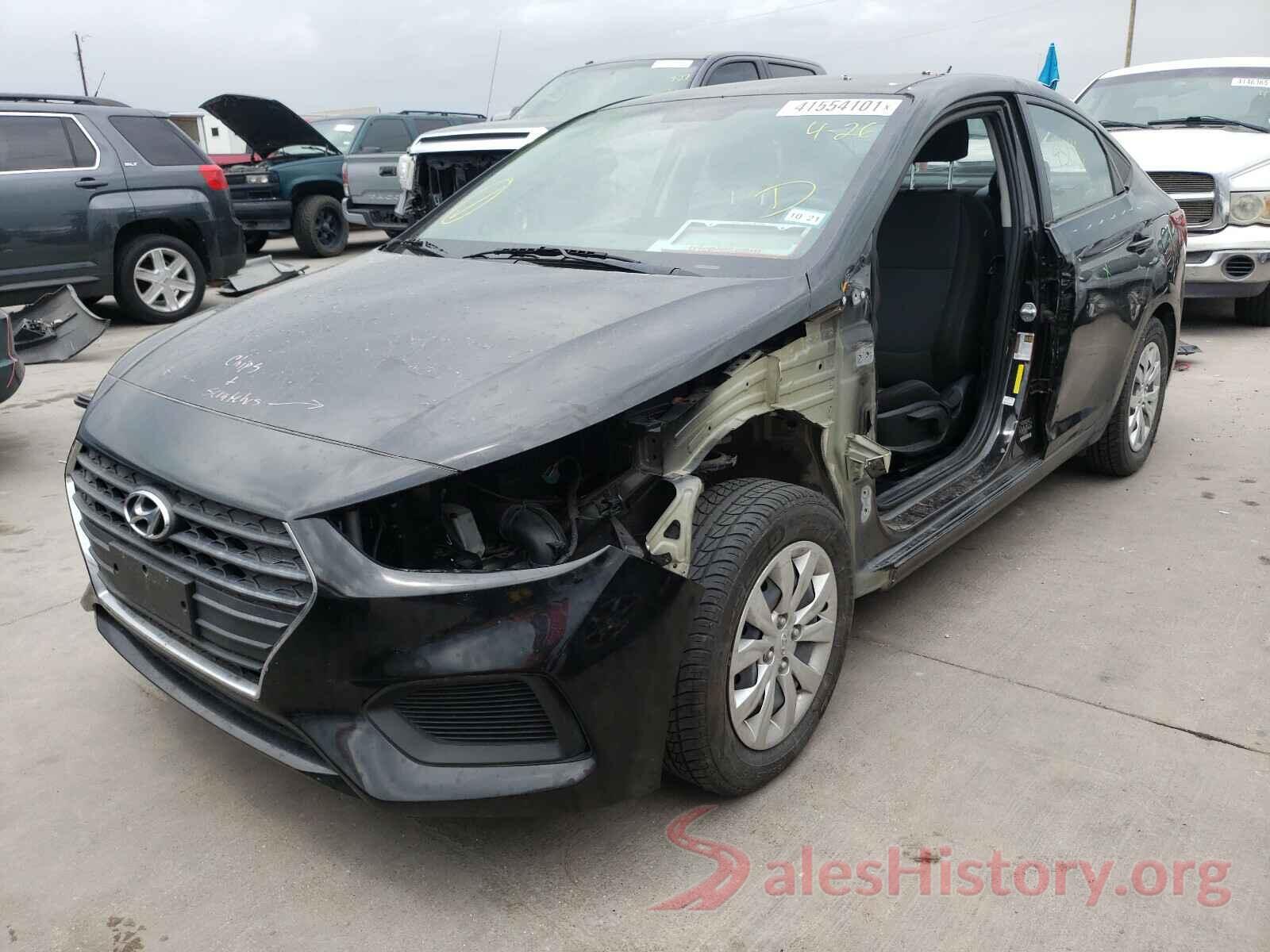 3KPC24A32JE025451 2018 HYUNDAI ACCENT