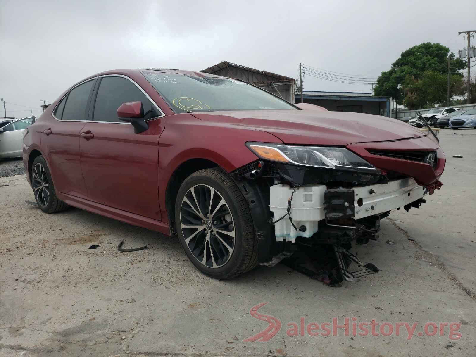 4T1B11HK7JU551338 2018 TOYOTA CAMRY