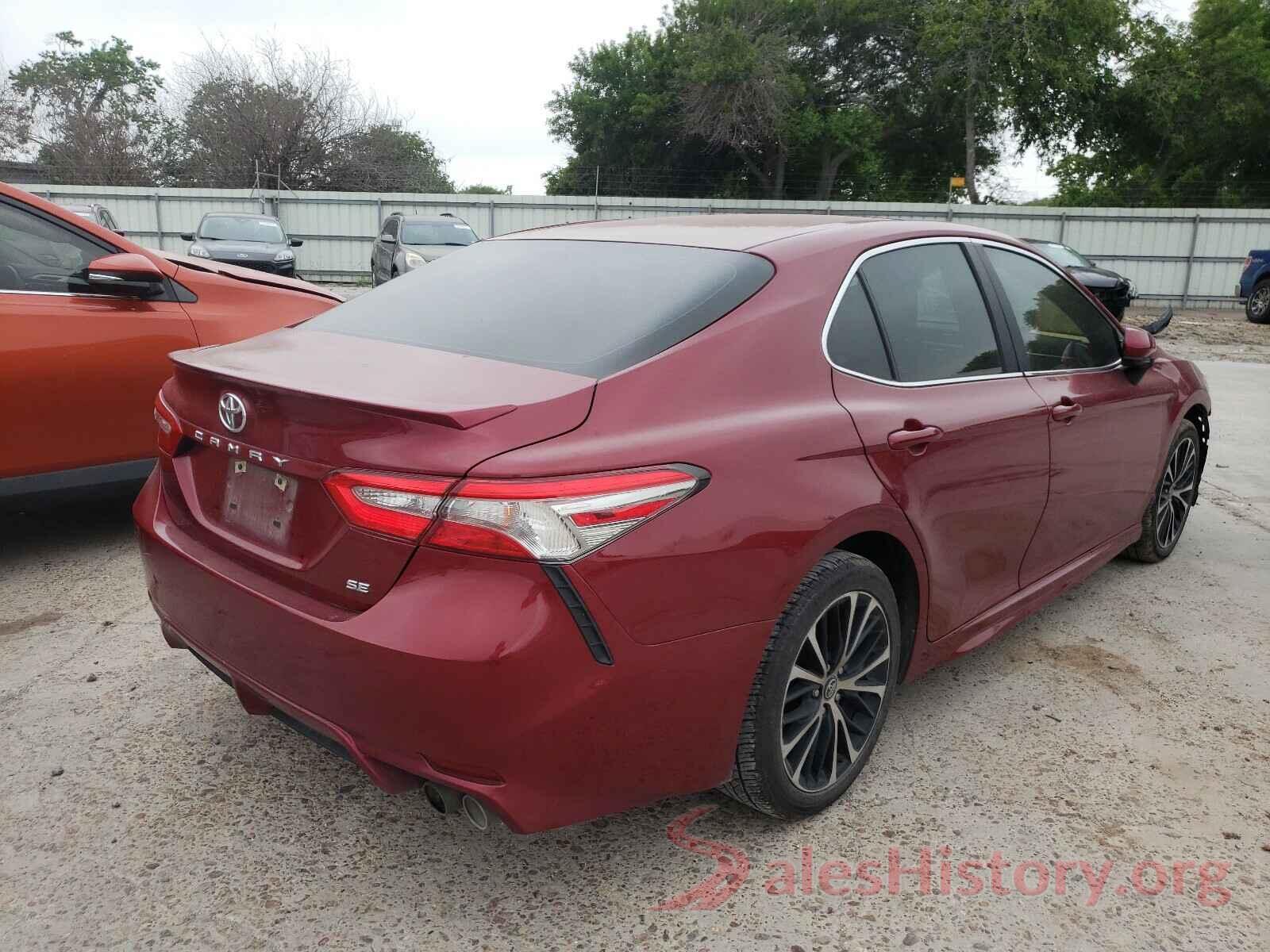 4T1B11HK7JU551338 2018 TOYOTA CAMRY