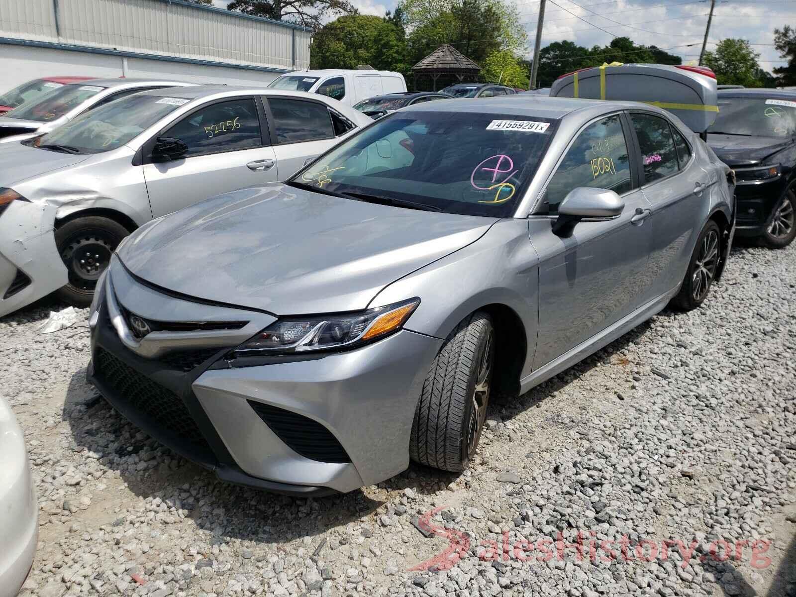 4T1B11HK0JU651006 2018 TOYOTA CAMRY