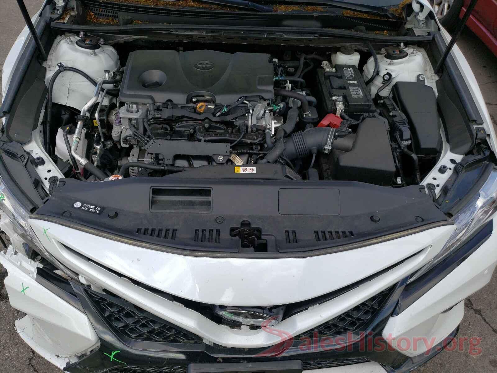 4T1B61HK2JU086629 2018 TOYOTA CAMRY