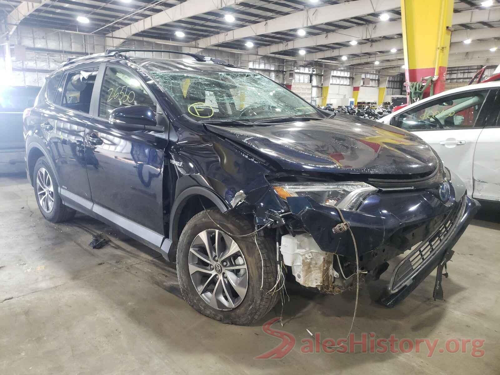 JTMRJREV1JD258888 2018 TOYOTA RAV4