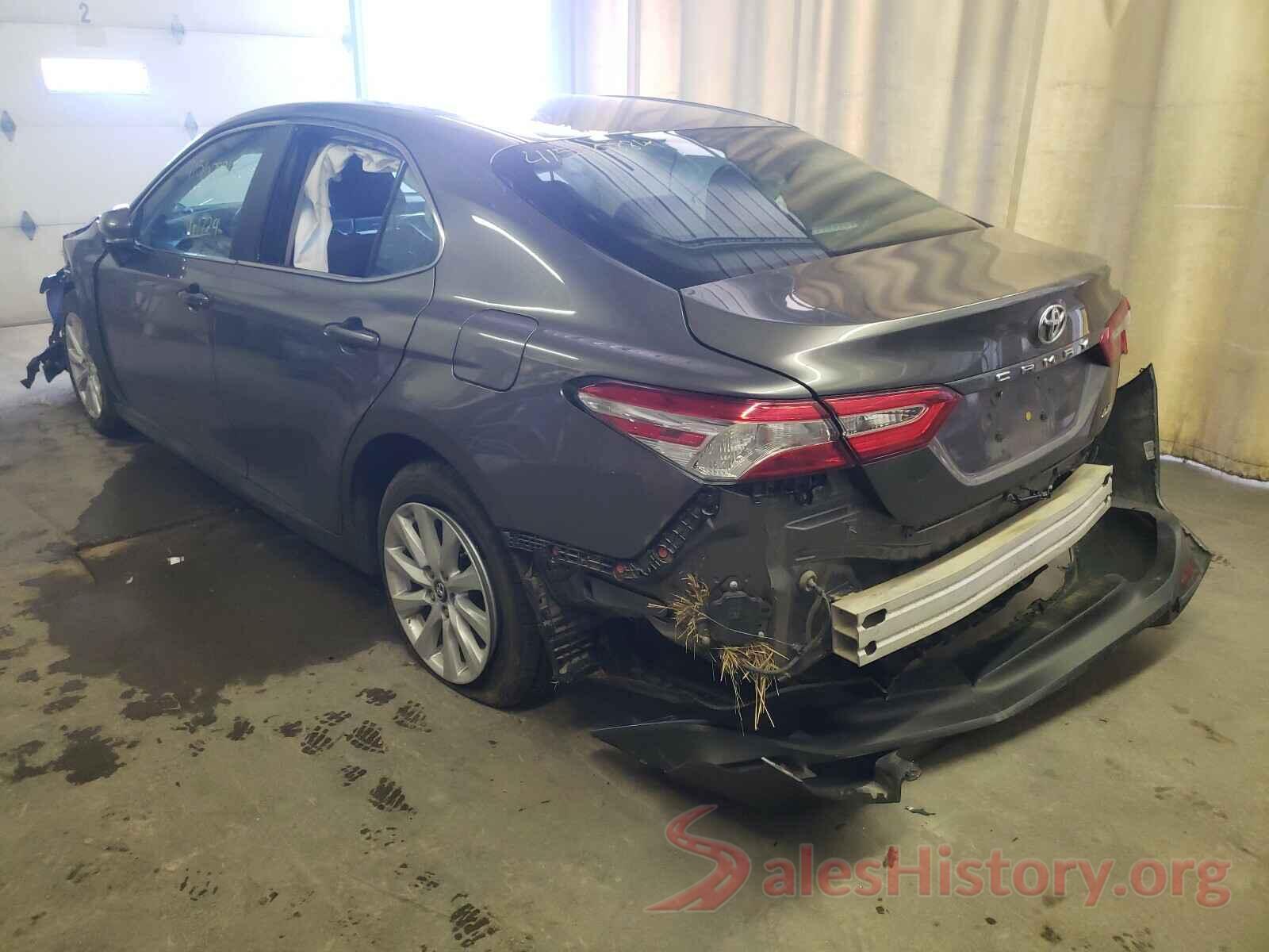 4T1B11HK3JU609607 2018 TOYOTA CAMRY