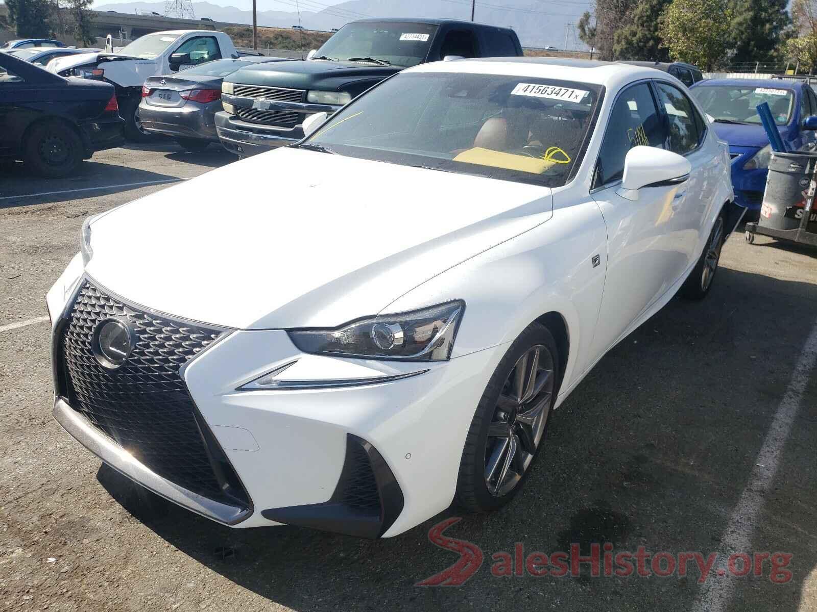 JTHBA1D28J5064216 2018 LEXUS IS