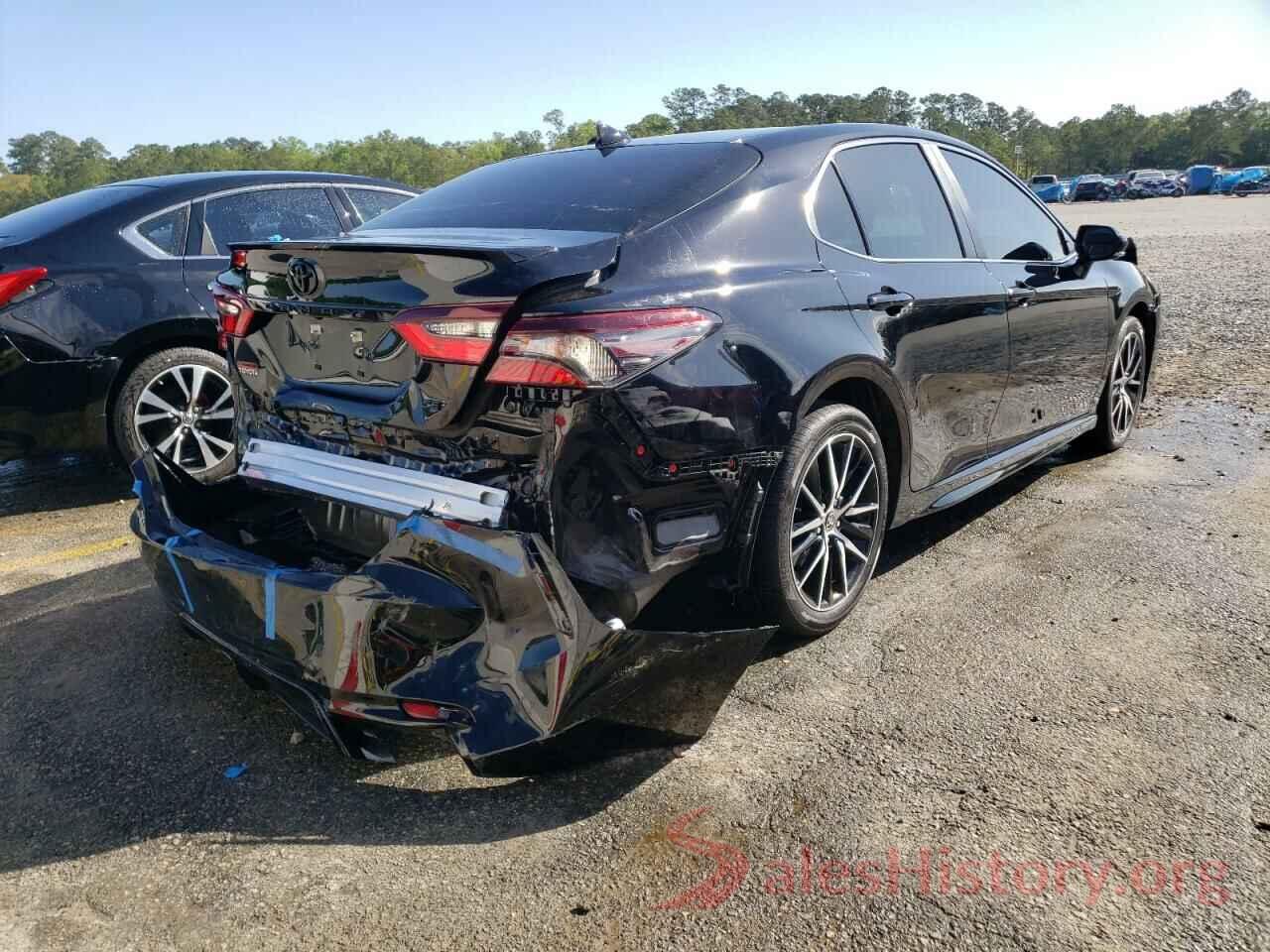 4T1G11AKXNU651004 2022 TOYOTA CAMRY