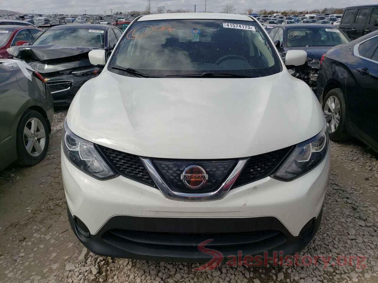 JN1BJ1CP4JW156046 2018 NISSAN ROGUE