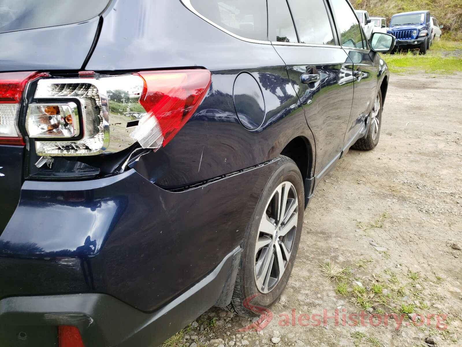 4S4BSANC5J3273944 2018 SUBARU OUTBACK