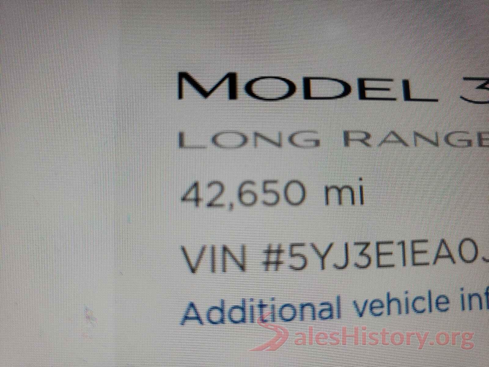 5YJ3E1EA0JF048297 2018 TESLA MODEL 3