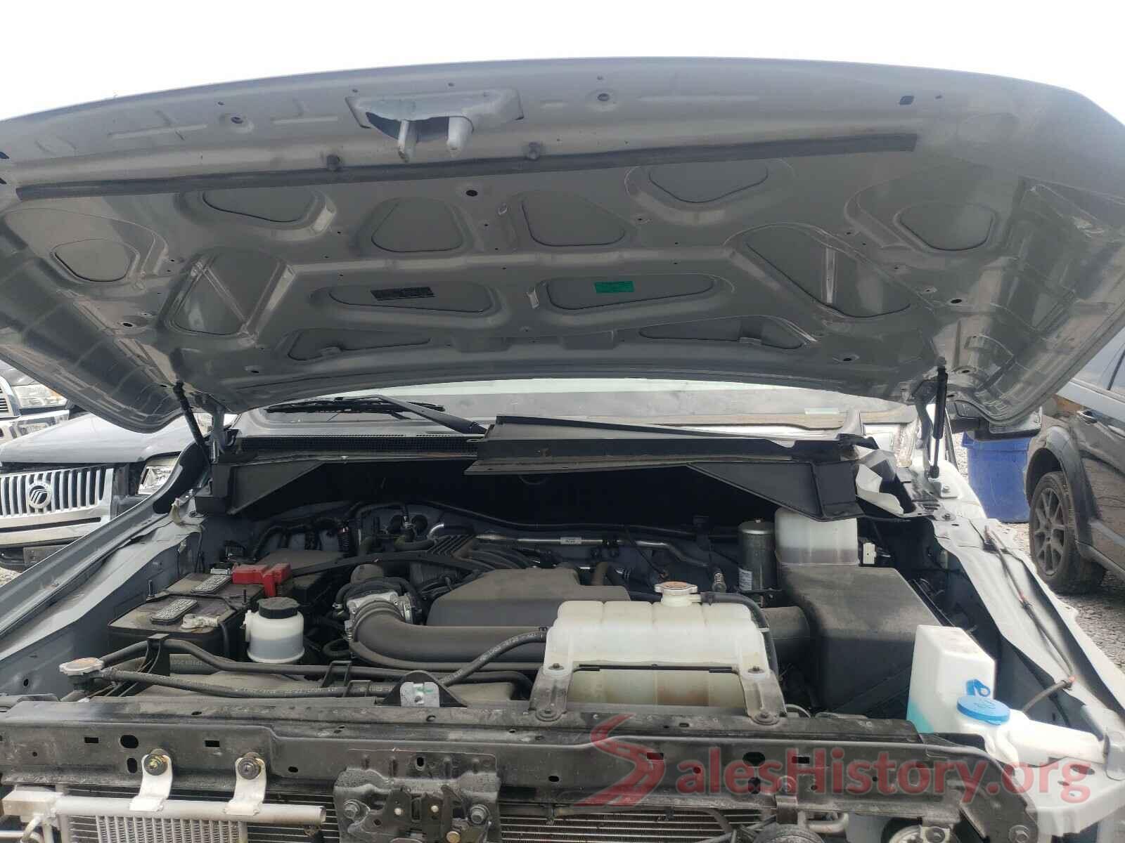 5BZBF0AAXKN853123 2019 NISSAN NV